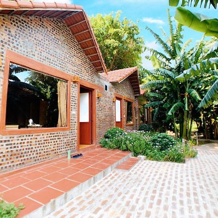 Ham Rong Homestay Нин Бин Екстериор снимка