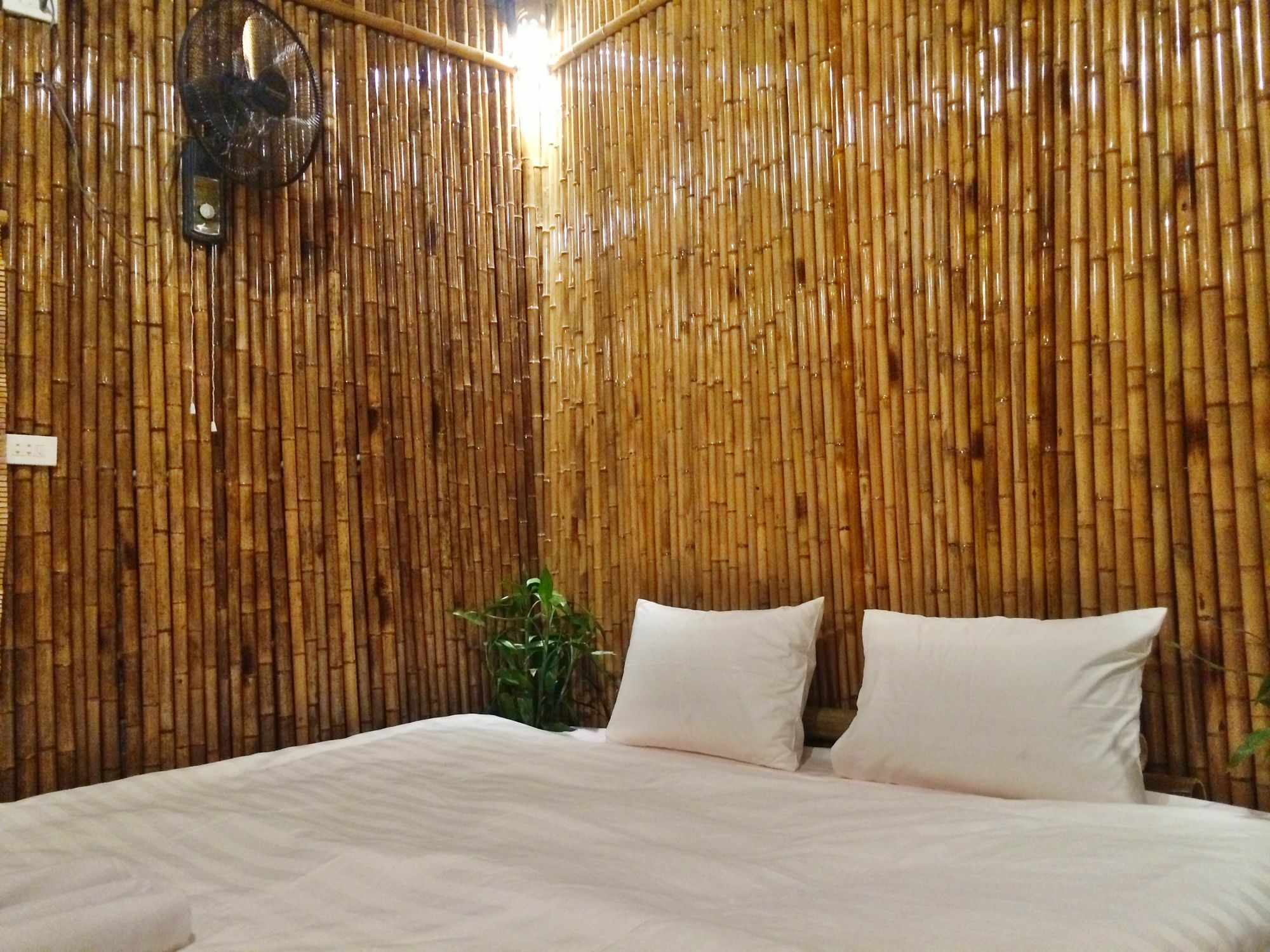 Ham Rong Homestay Нин Бин Екстериор снимка